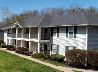 15 S Shafer St APT 2004, Athens, OH 45701
