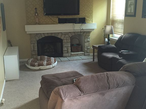 3rd image of 2475 Fairchild Ln