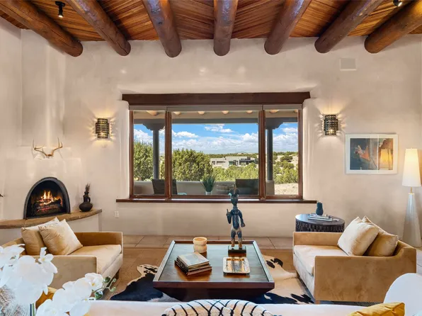 28 Coppermallow Rd, Santa Fe, NM 87506