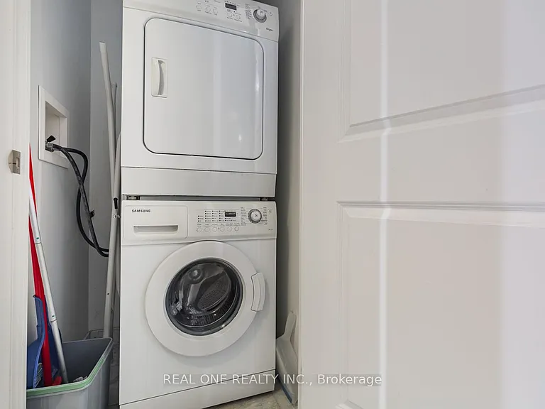 35 Hayden St #104 — Photo 8