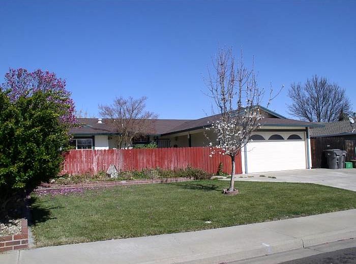 1st image of 1037 Kennedy Dr