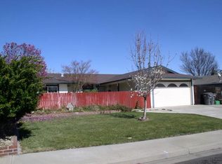 1037 Kennedy Dr, Winters, CA 95694