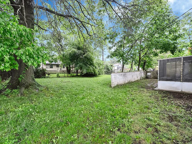 2032 Northcliff Dr — Photo 14