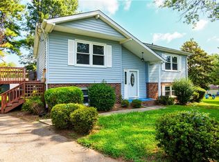 3228 W Loftyview Ct, High Point, NC 27260