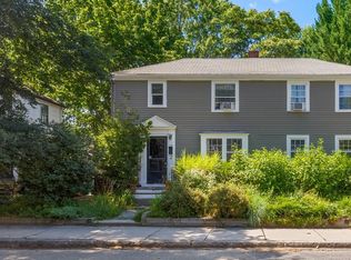 35 Alpine St #1, Cambridge, MA 02138