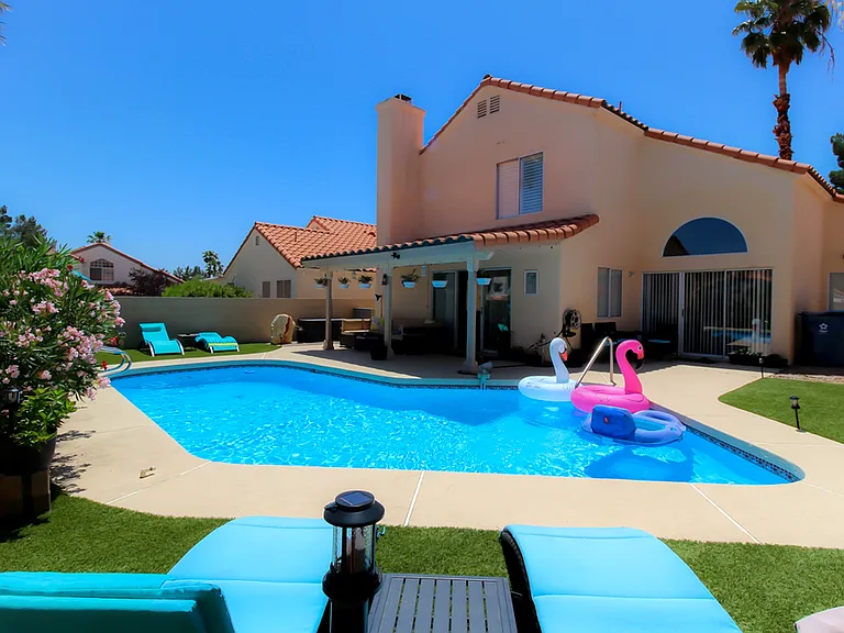 Devita Cir — Photo 8
