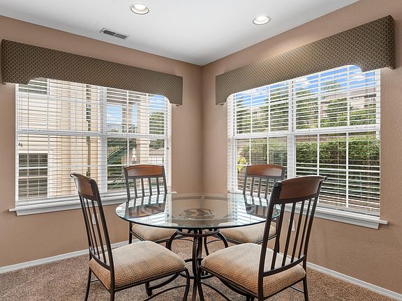5th image of 351 S Wildwood Drive #9-4