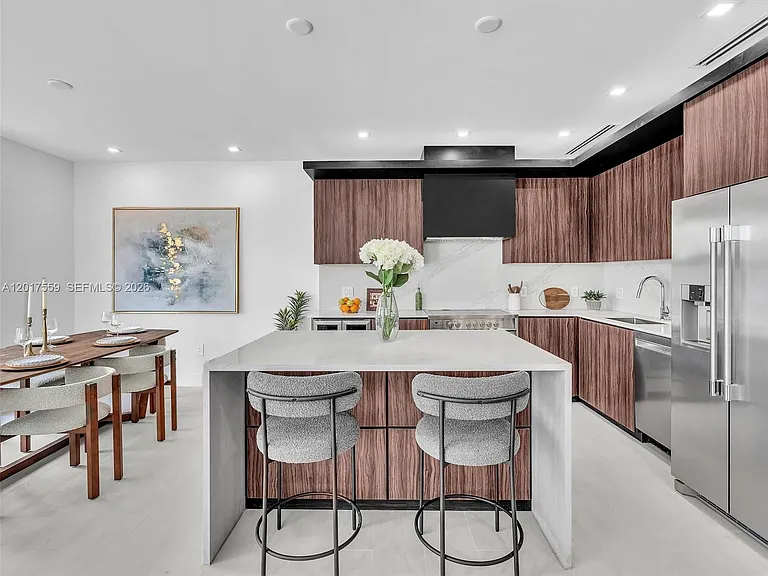 4640 SW 32nd Ave #D1 — Photo 13