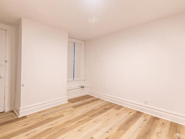 2082 Bush St — Photo 4