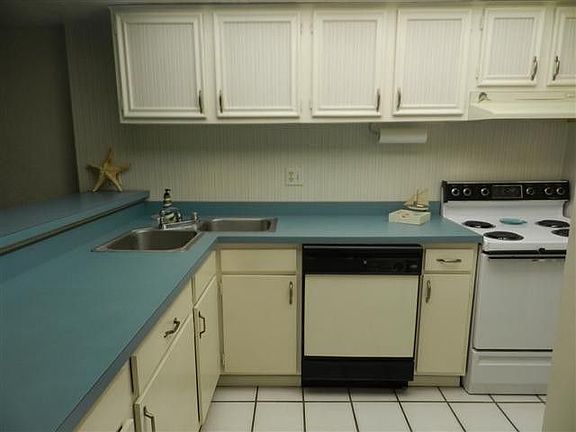 3rd image of 5650 A1a S Unit A208