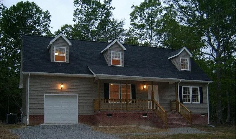 6100 Hickory Fork Rd