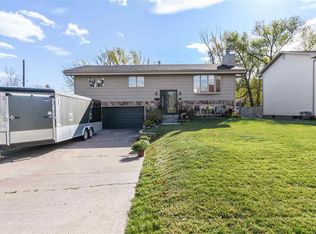 4430 Peabody Ln, Duluth, MN 55804