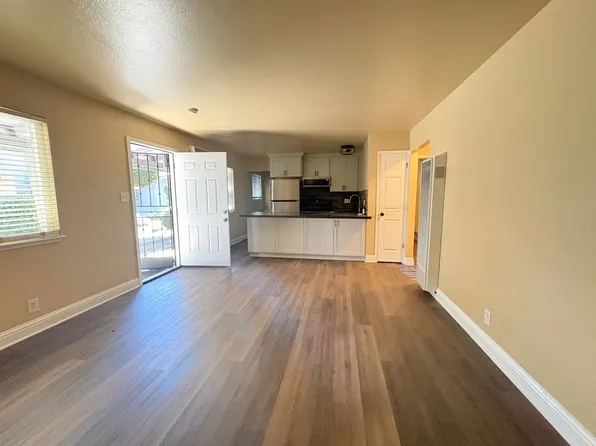 1707 W Swain Rd, Stockton, CA