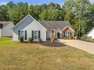 1020 Spring Ives Dr, Lawrenceville, GA 30043