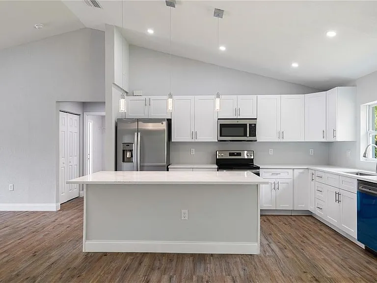 19191 Willard Ave — Photo 11