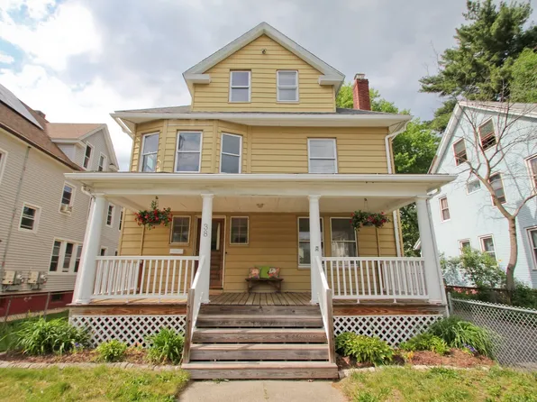 38 Virginia St, Springfield, MA 01108