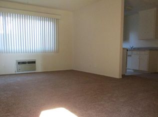 1165 E Hollyvale St APT 5, Azusa, CA 91702