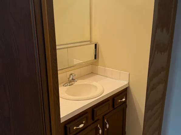 1167-1169 Clark Rd, Wadsworth, OH 44281