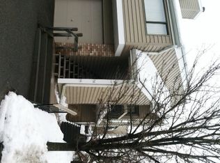 56 Overlook Dr, Clinton, NJ 08809