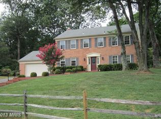 5263 Lewisham Rd, Fairfax, VA 22030