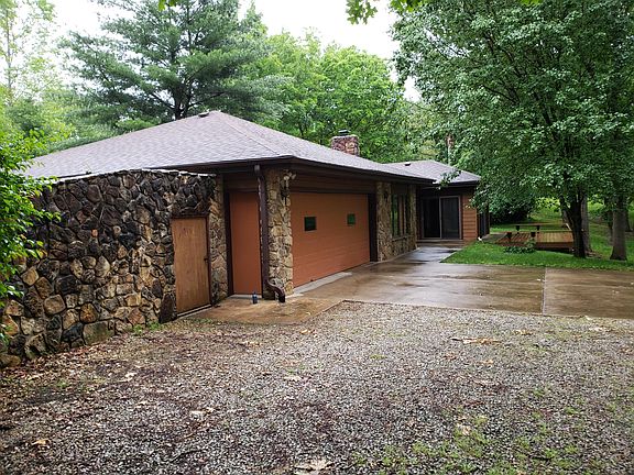3rd image of 116 Dogwood Ln