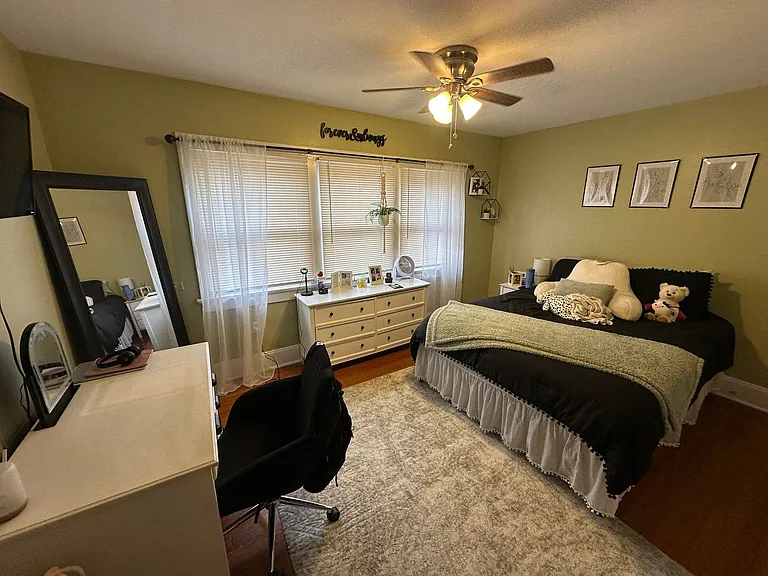 3256 Glendora Ave — Photo 12