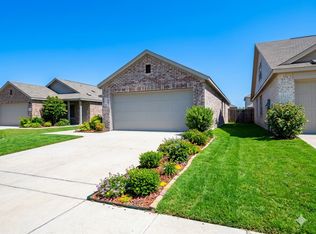 1219 Canyon Wren Dr, Forney, TX 75126
