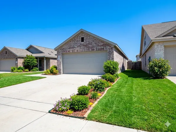 1219 Canyon Wren Dr, Forney, TX 75126