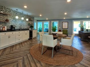 Waters Edge Apartments, Atlanta, GA 30350