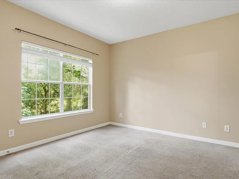 1202 Walden Park Dr — Photo 30