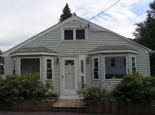 11 Lakeview Dr, Charlton, MA 01507