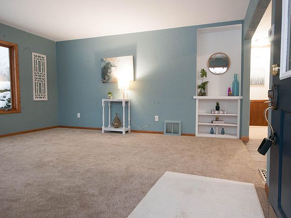 5th image of 1221 W 32nd St