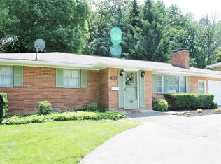 756 Robinson Ave, Barberton, OH 44203