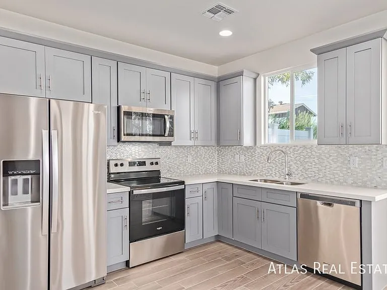 3010 E Yale St #1 — Photo 7