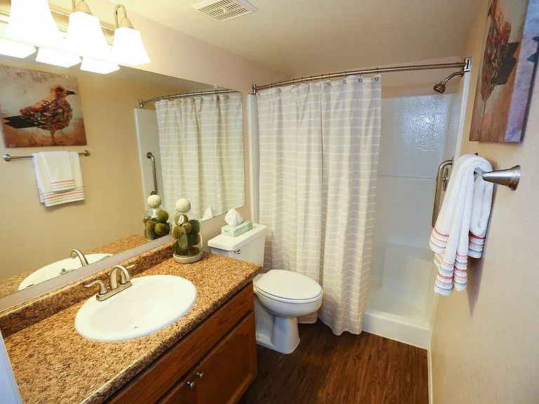 10134 W Mohawk Ln — Photo 6