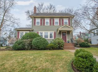 2 Inness Pl, Glen Ridge, NJ 07028
