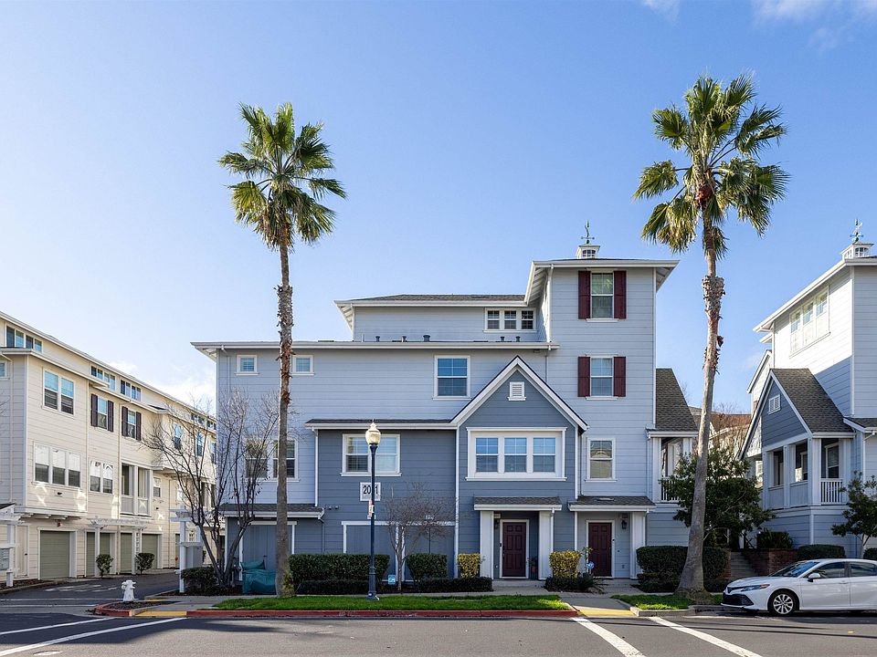 1st image of 2059 Northshore Dr