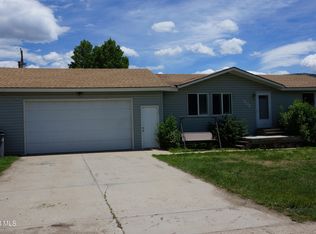 208 20th St, Kremmling, CO 80459