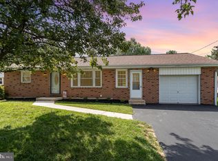1906 Virginia Ave, Dover, PA