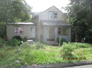 53 Hazel Ln, Pine Hill, NJ 08021