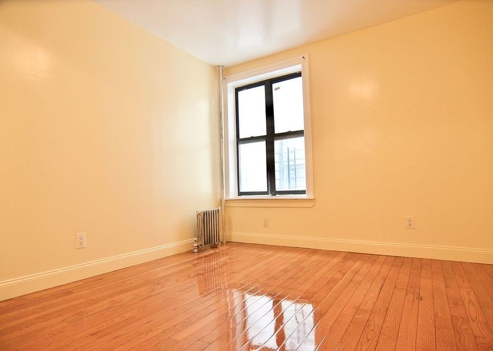 1st image of 4996 Broadway APT 3K