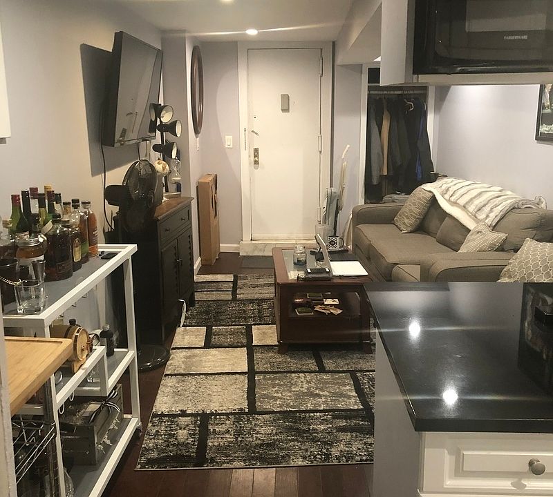 1st image of 31 E 1st St APT 1