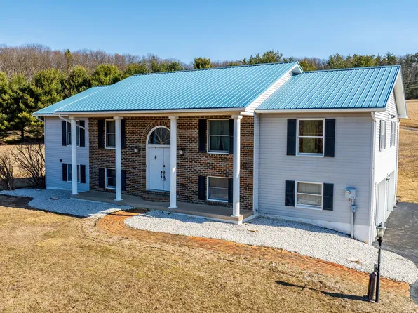 9A N End Ln, Millville, PA 17846