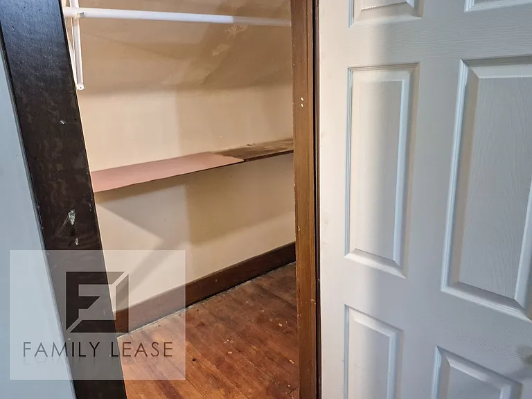 596 Lafayette Ave — Photo 24