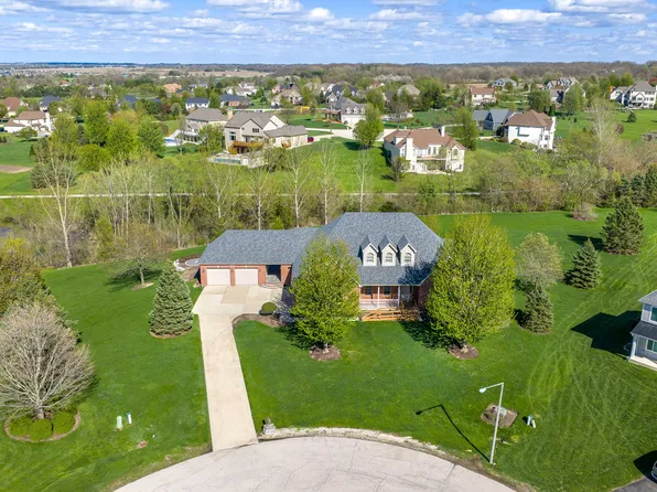 7689 Cole Ct, Yorkville, IL 60560