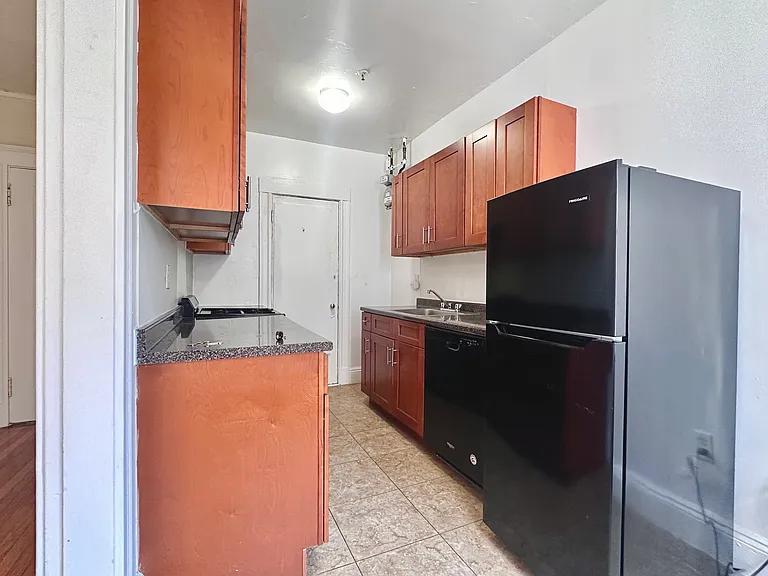 1172 Boylston St #2U — Photo 4