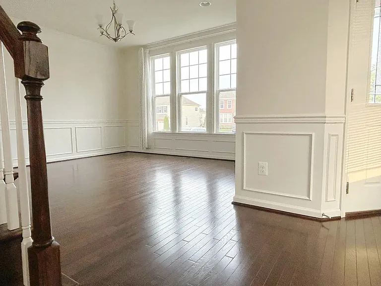 24887 Coventry Grove Ct — Photo 19
