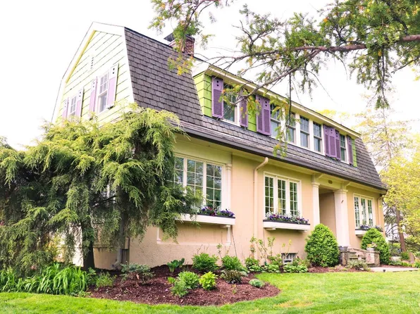 10 E Interwood Pl, Cincinnati, OH 45220