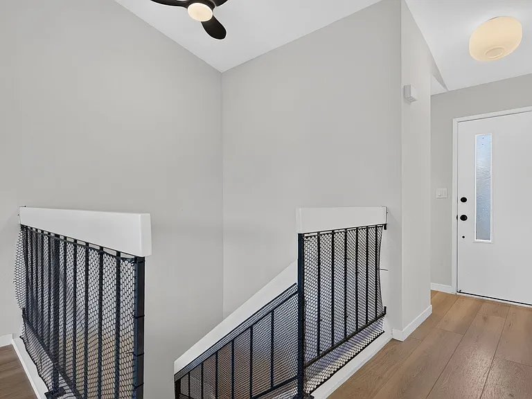 1512 Ashwood Dr — Photo 15