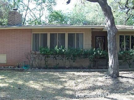 1st image of 115 Moss Dr